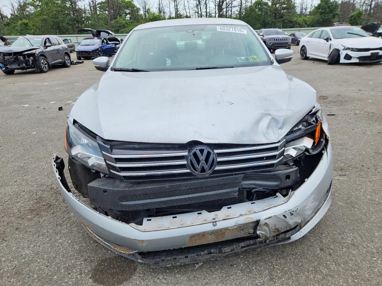 2015 Volkswagen Passat S - zdjęcie 5