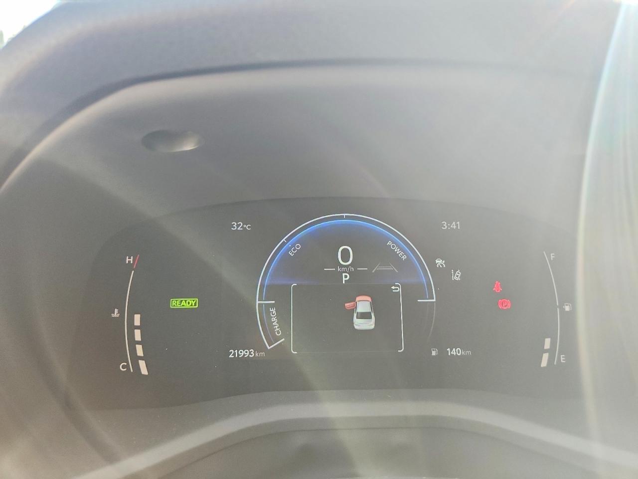 2025 Toyota Camry Xse - zdjęcie 9