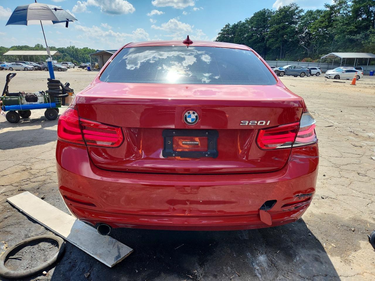 2016 BMW 320 I - zdjęcie 6