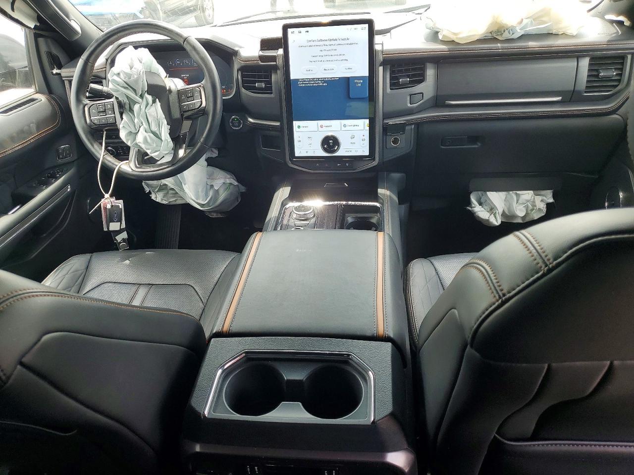 2023 Ford Expedition Max Platinum - zdjęcie 8