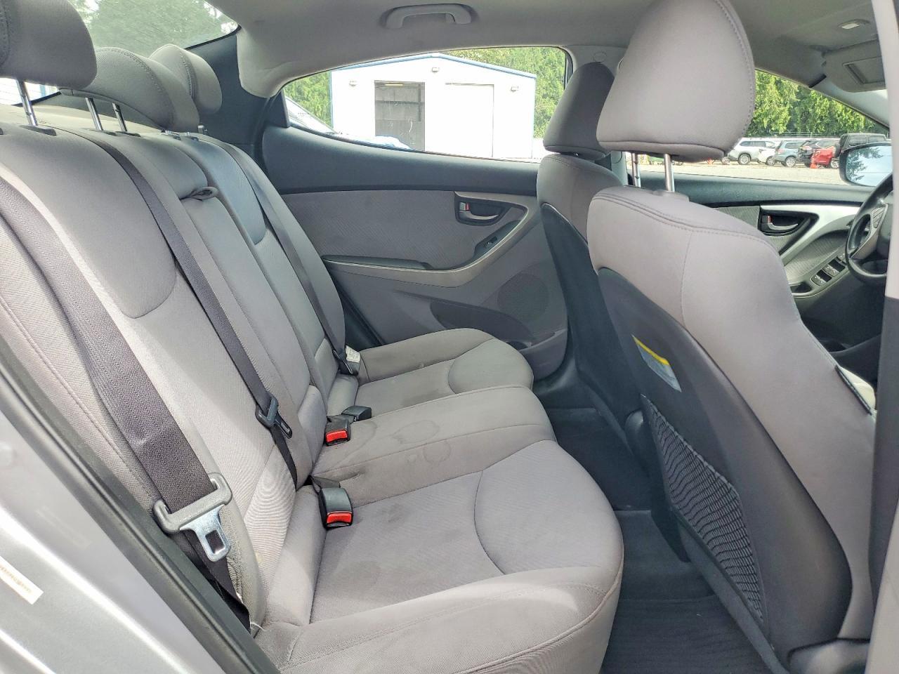 2013 Hyundai Elantra Gls - zdjęcie 10
