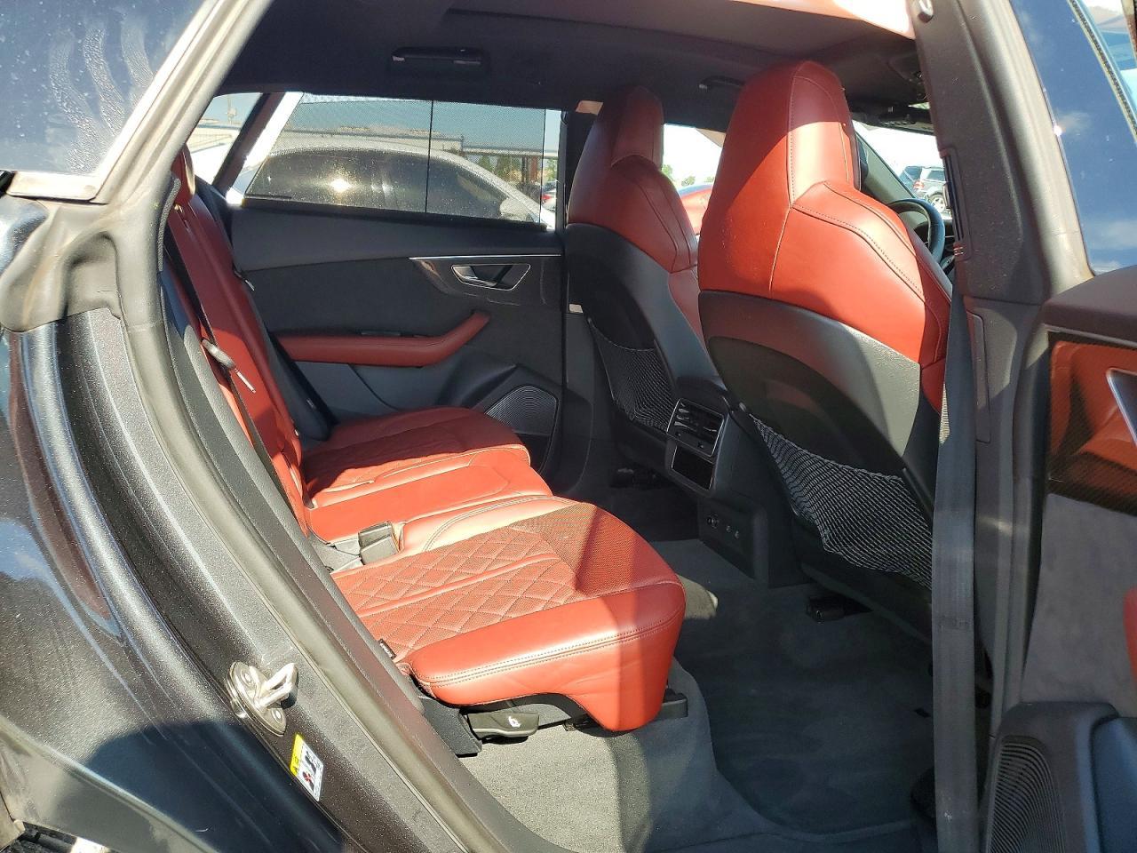 2022 Audi Sq8 Prestige - zdjęcie 11