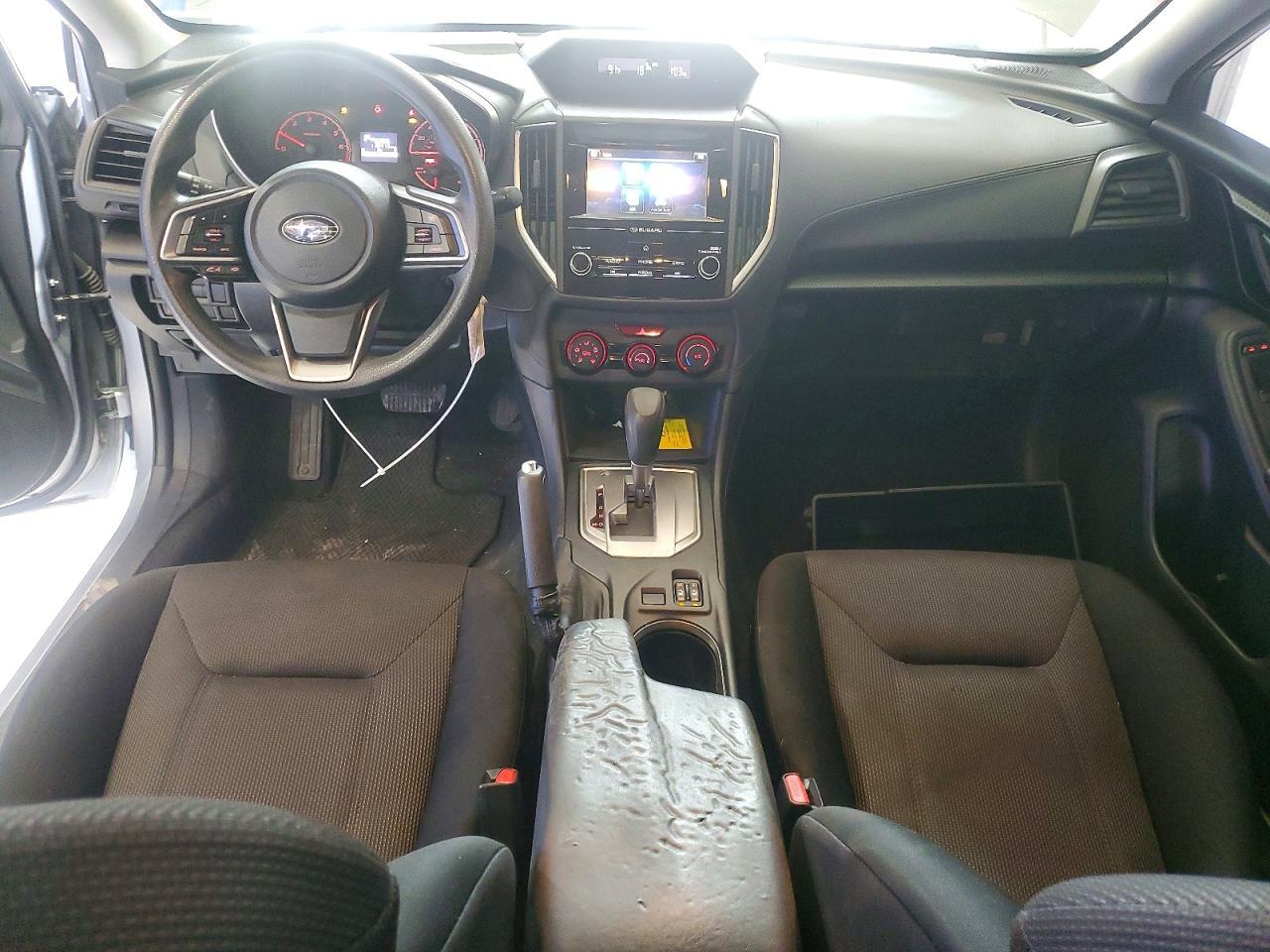 2017 Subaru Impreza Premium - zdjęcie 8