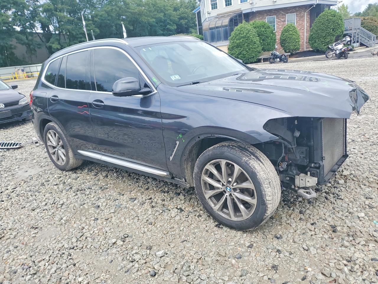 2018 BMW X3 xDrive30I - zdjęcie 4