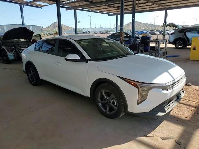 2025 Kia K4 Lxs - zdjęcie 12