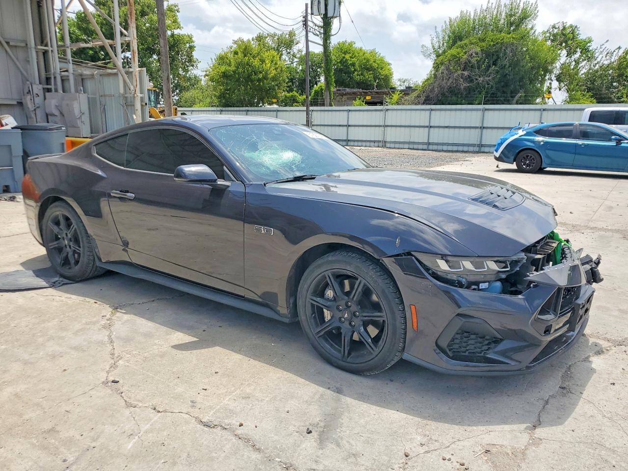 2024 Ford Mustang Gt - zdjęcie 4
