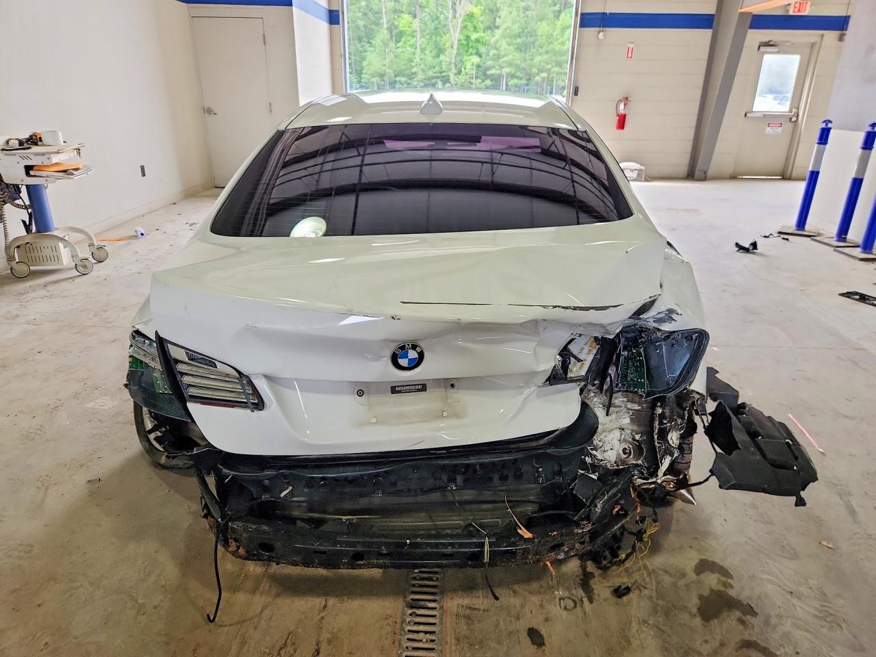 2015 BMW 550 Xi - zdjęcie 6
