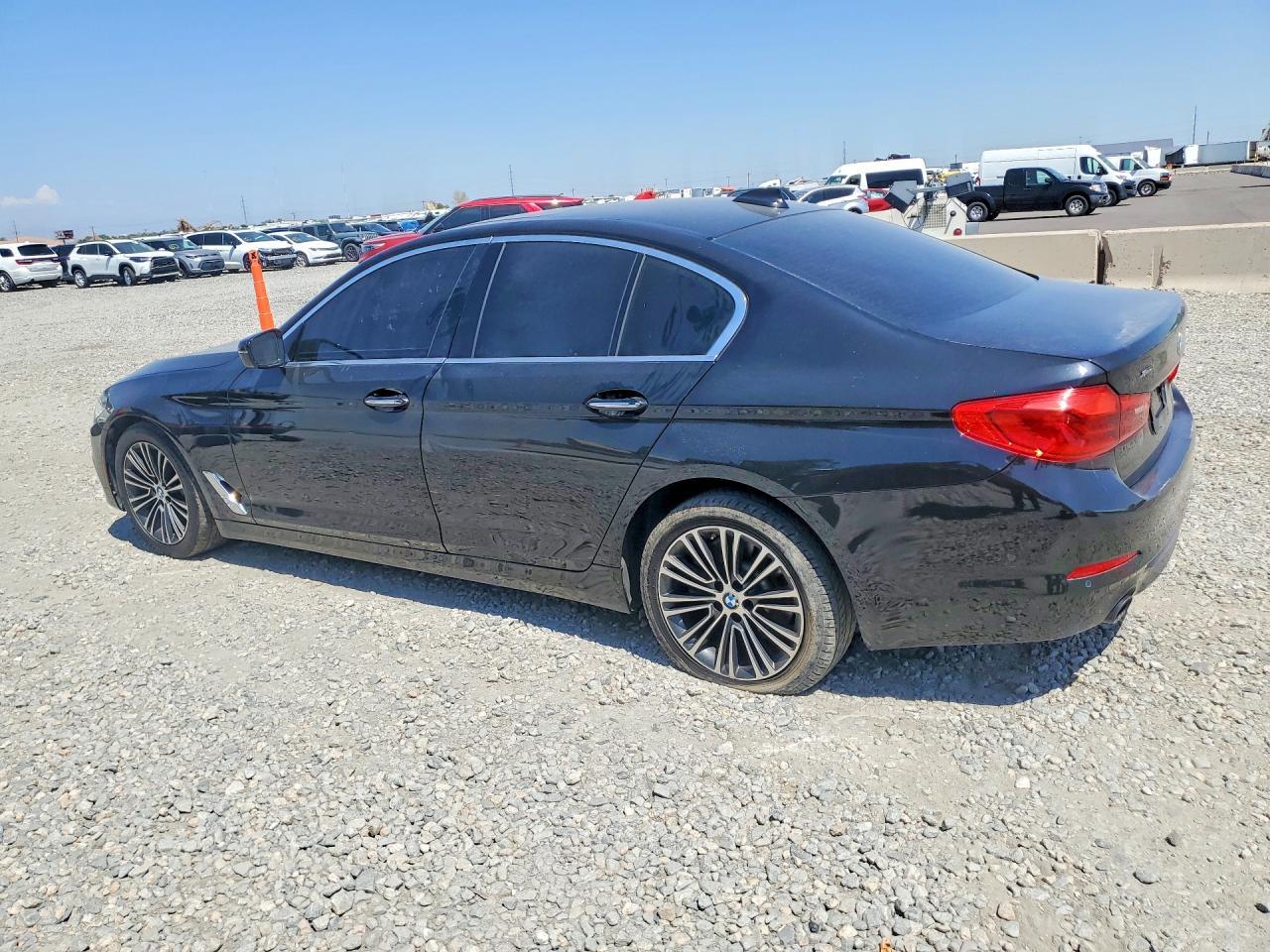 2017 BMW Seria 5 530i - zdjęcie 2