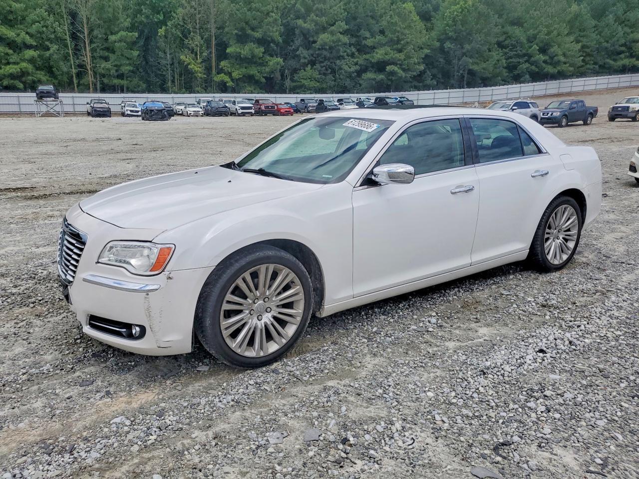 2013 Chrysler 300C - zdjęcie główne