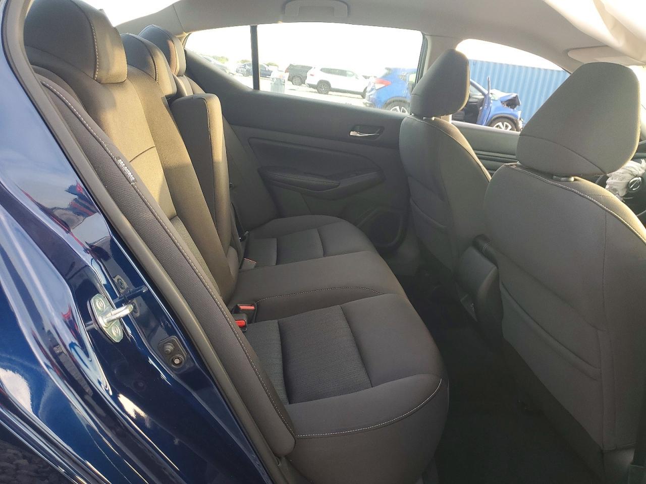 2019 Nissan Altima S - zdjęcie 10