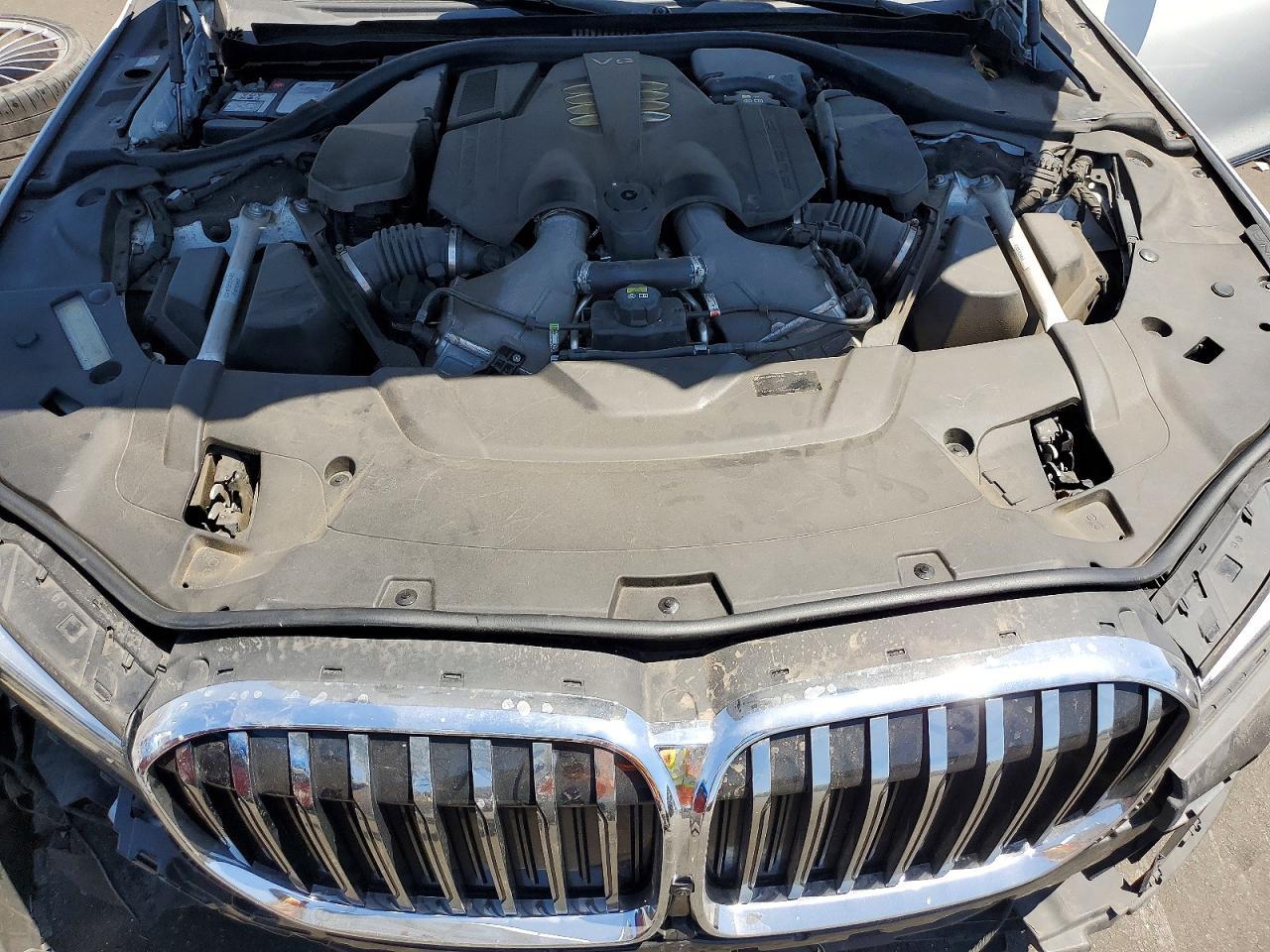 2022 BMW Alpina B7 - zdjęcie 11