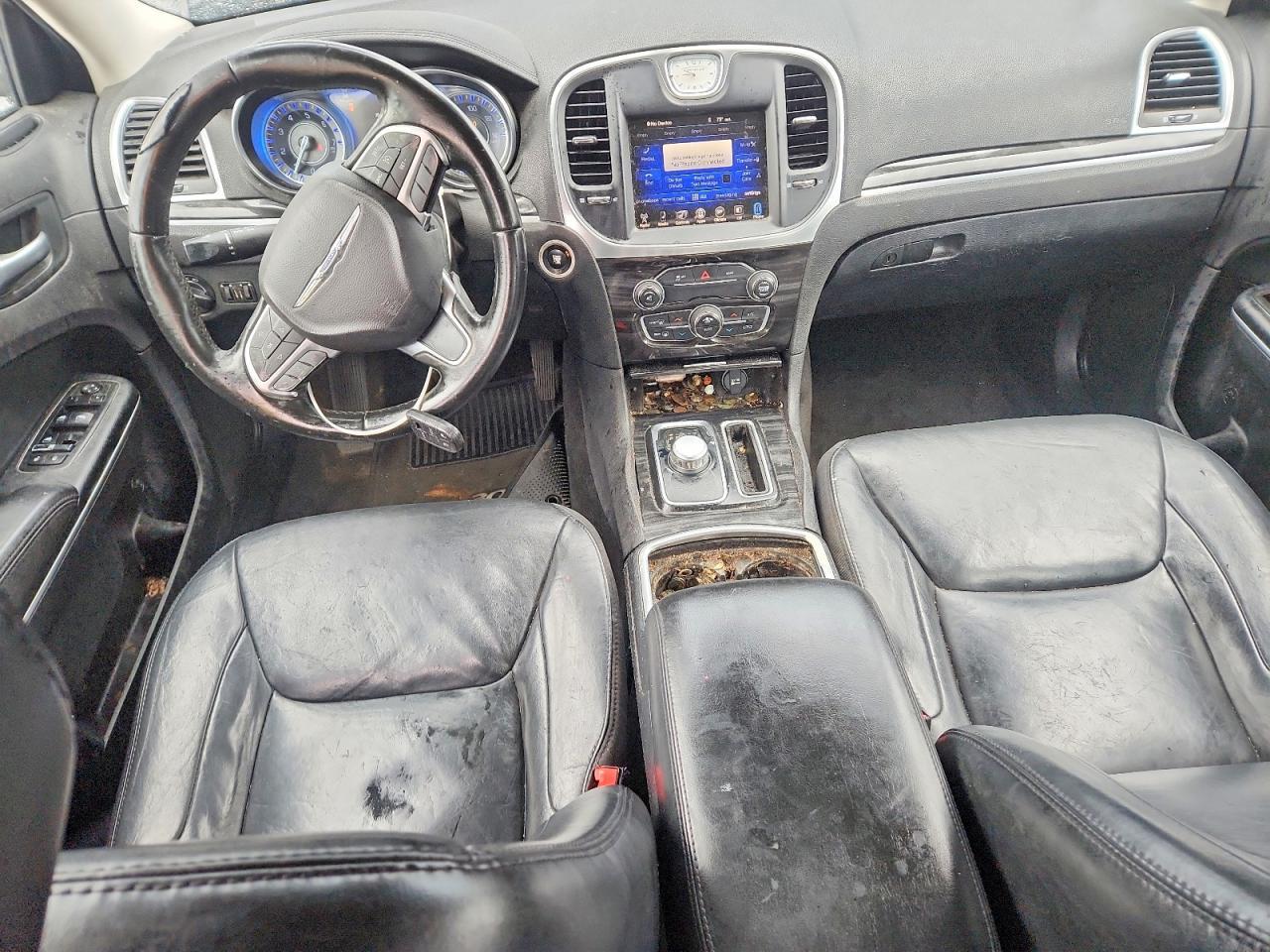 2016 Chrysler 300 Limited - zdjęcie 8
