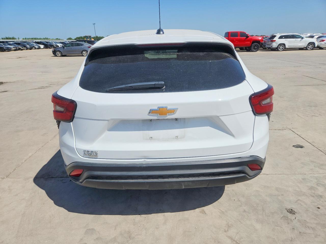 2026 Chevrolet Trax Ls - zdjęcie 6