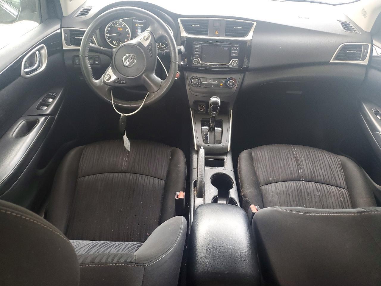 2017 Nissan Sentra Sv - zdjęcie 8