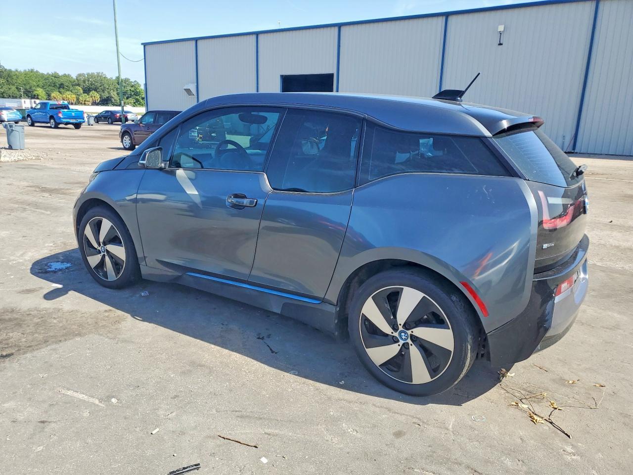 2017 BMW I3 Bev - zdjęcie 2
