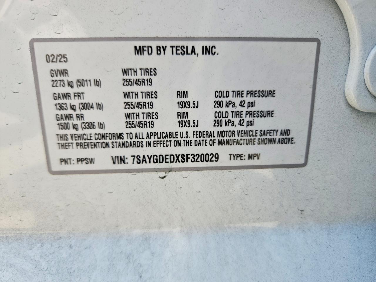 2025 Tesla Model Y - zdjęcie 12