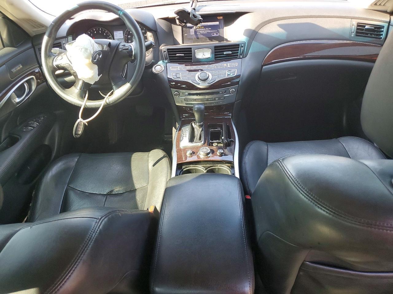 2019 Infiniti M37 X - zdjęcie 8