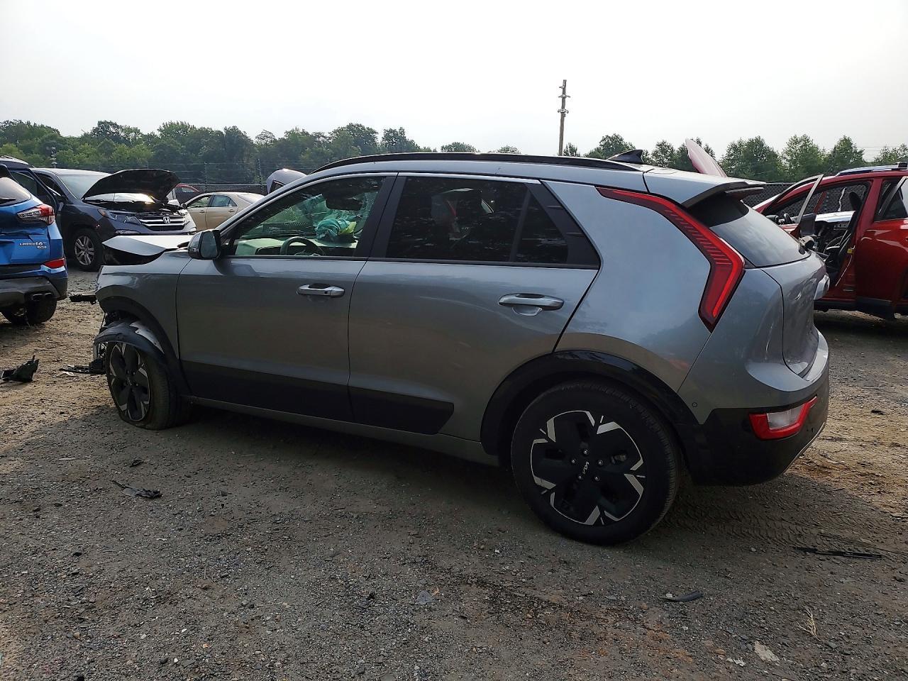 2024 Kia Niro Wind - zdjęcie 2
