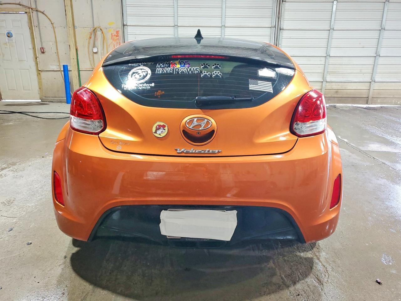2016 Hyundai Veloster Base - zdjęcie 6