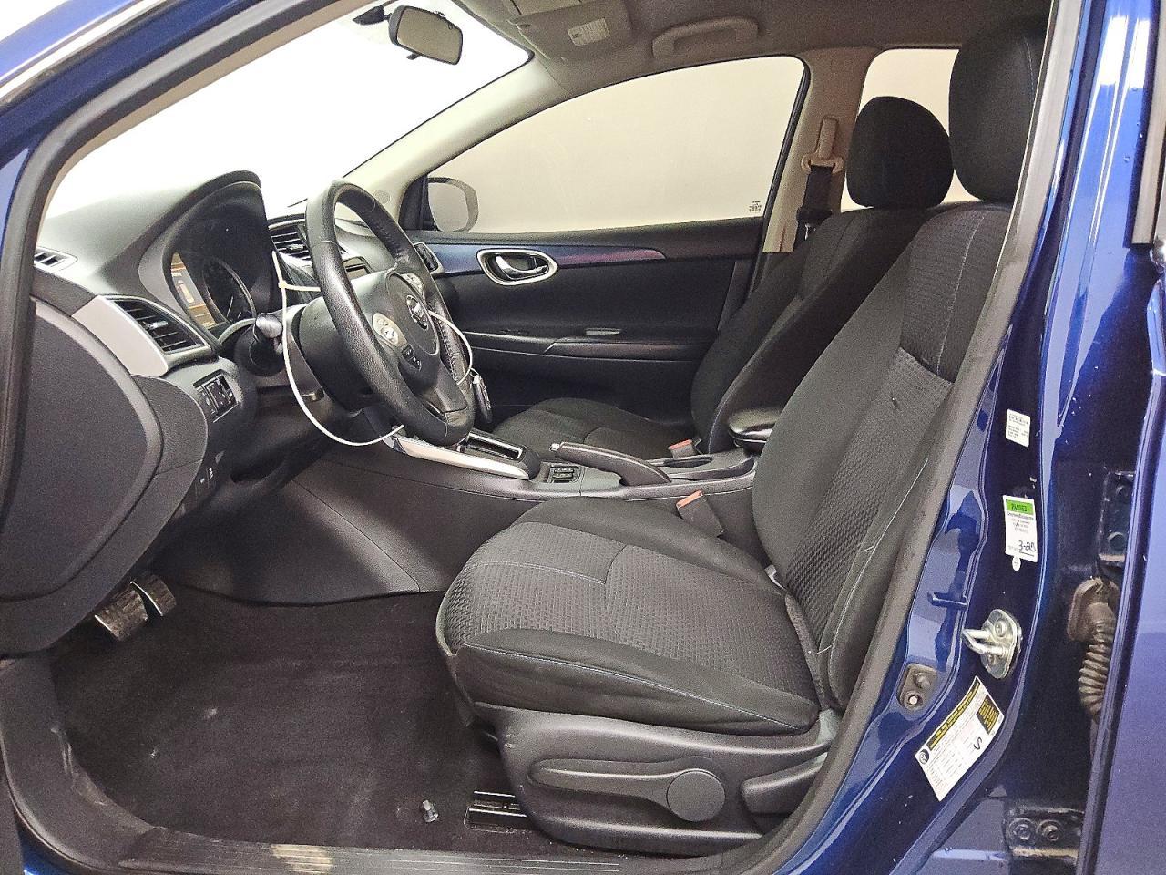 2019 Nissan Sentra Sr - zdjęcie 7