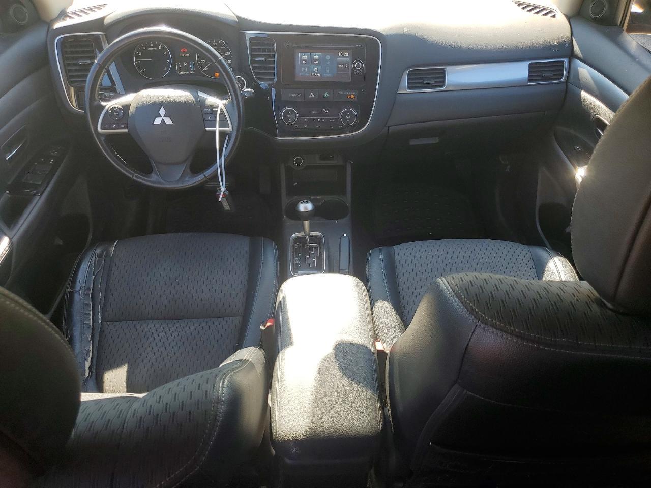 2015 Mitsubishi Outlander Se - zdjęcie 8