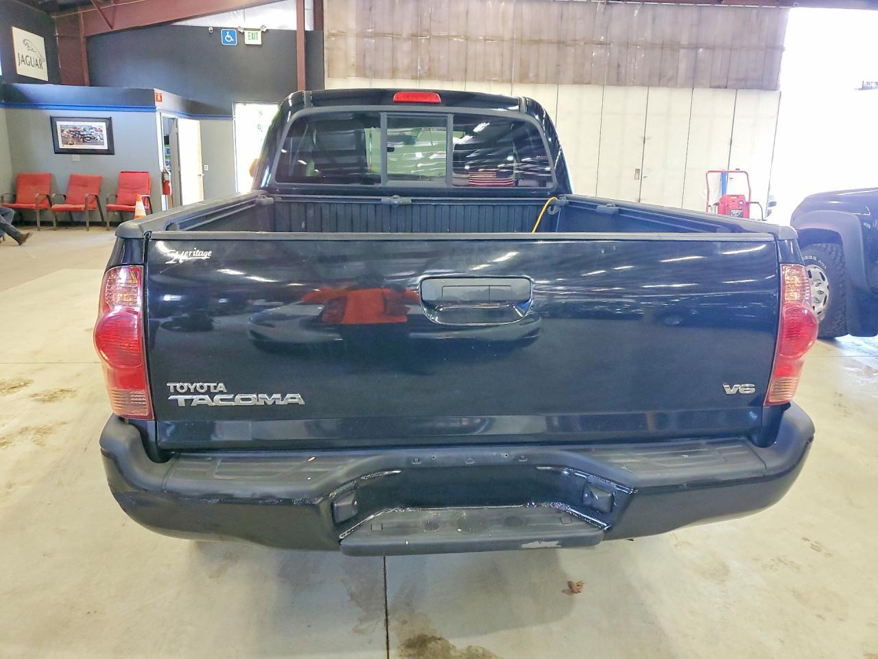 2015 Toyota Tacoma V6 - zdjęcie 6