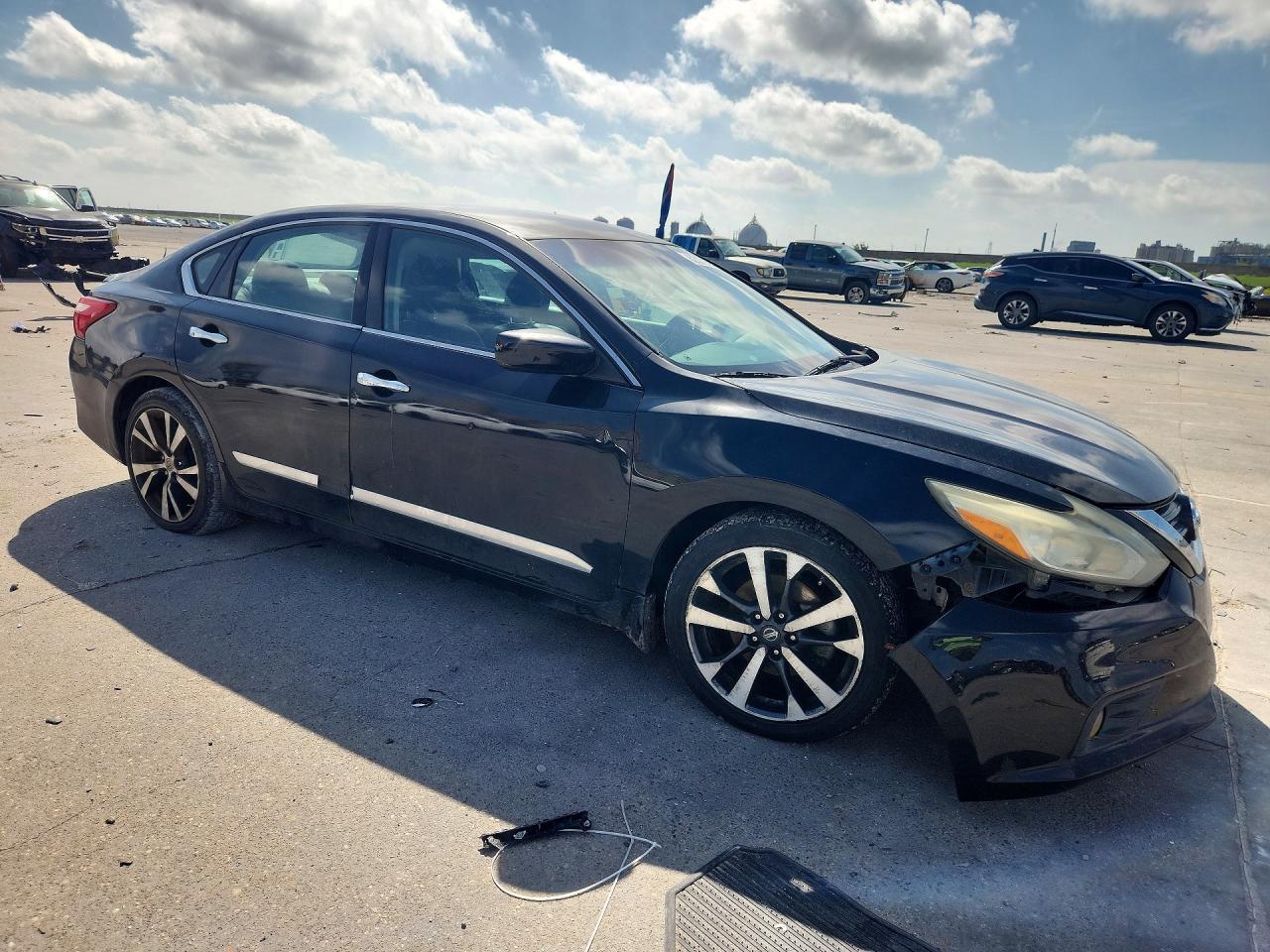 2016 Nissan Altima 2.5 Sr - zdjęcie 4