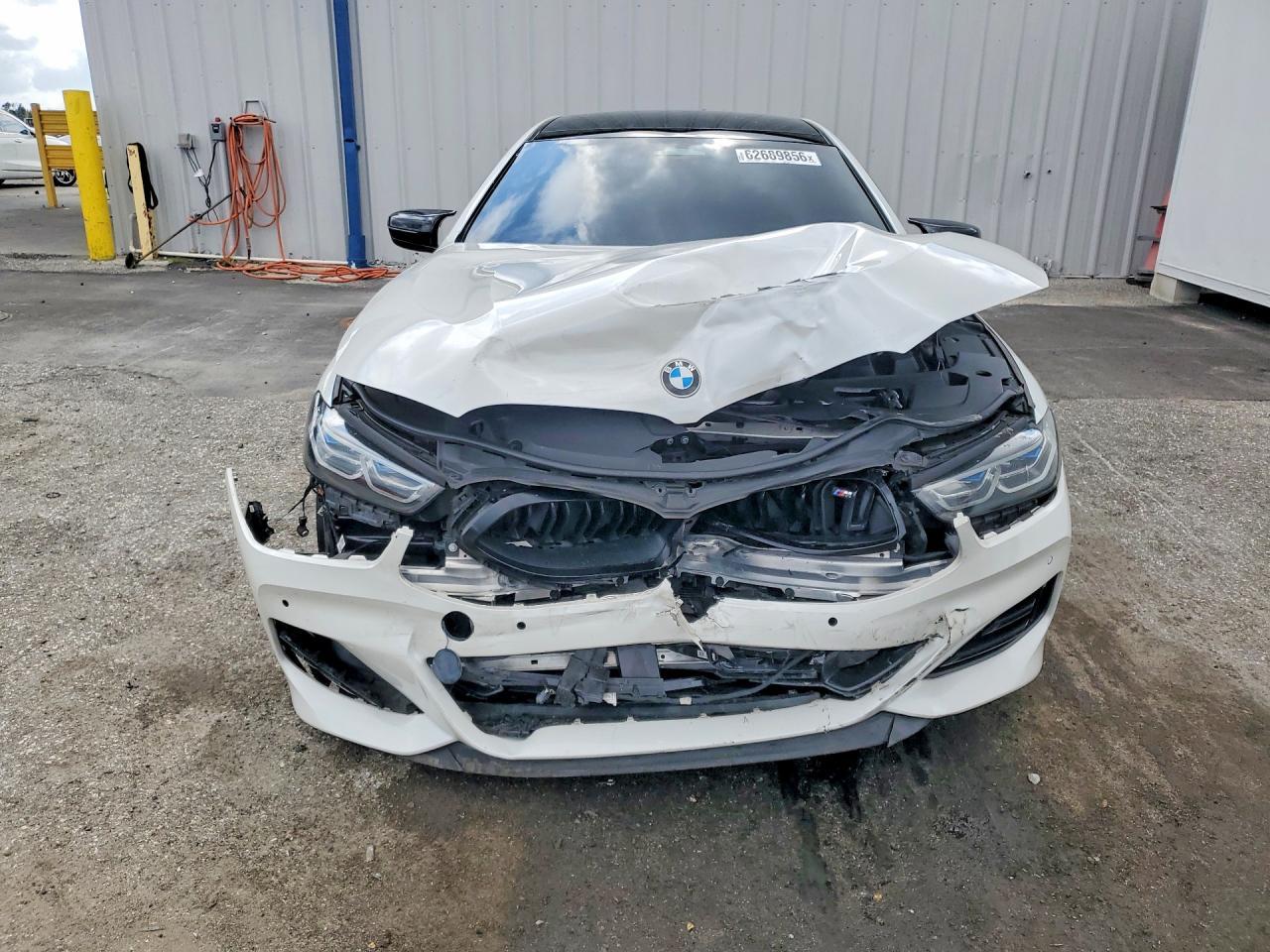 2024 BMW Seria 8 M850i - zdjęcie 5