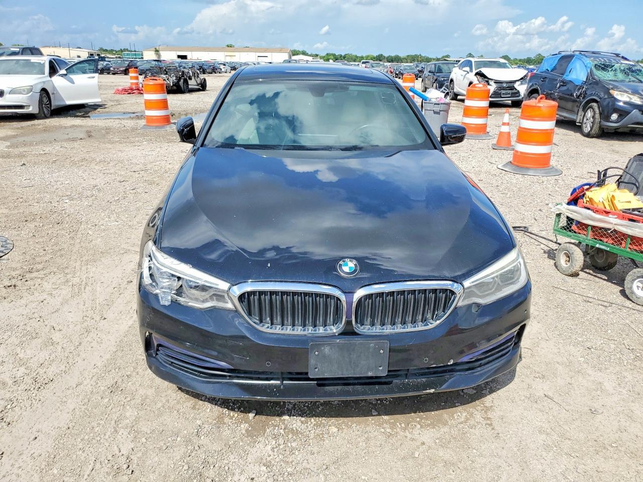 2017 BMW 540 I - zdjęcie 5