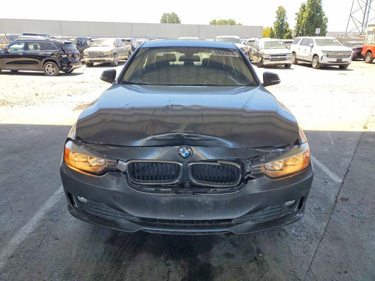 2015 BMW 320 I - zdjęcie 5