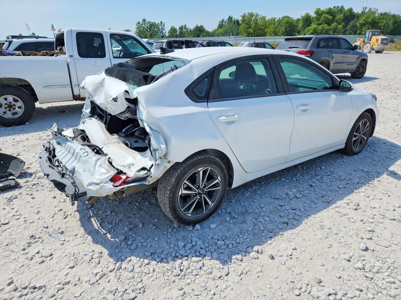 2024 Kia Forte Lxs - zdjęcie 3
