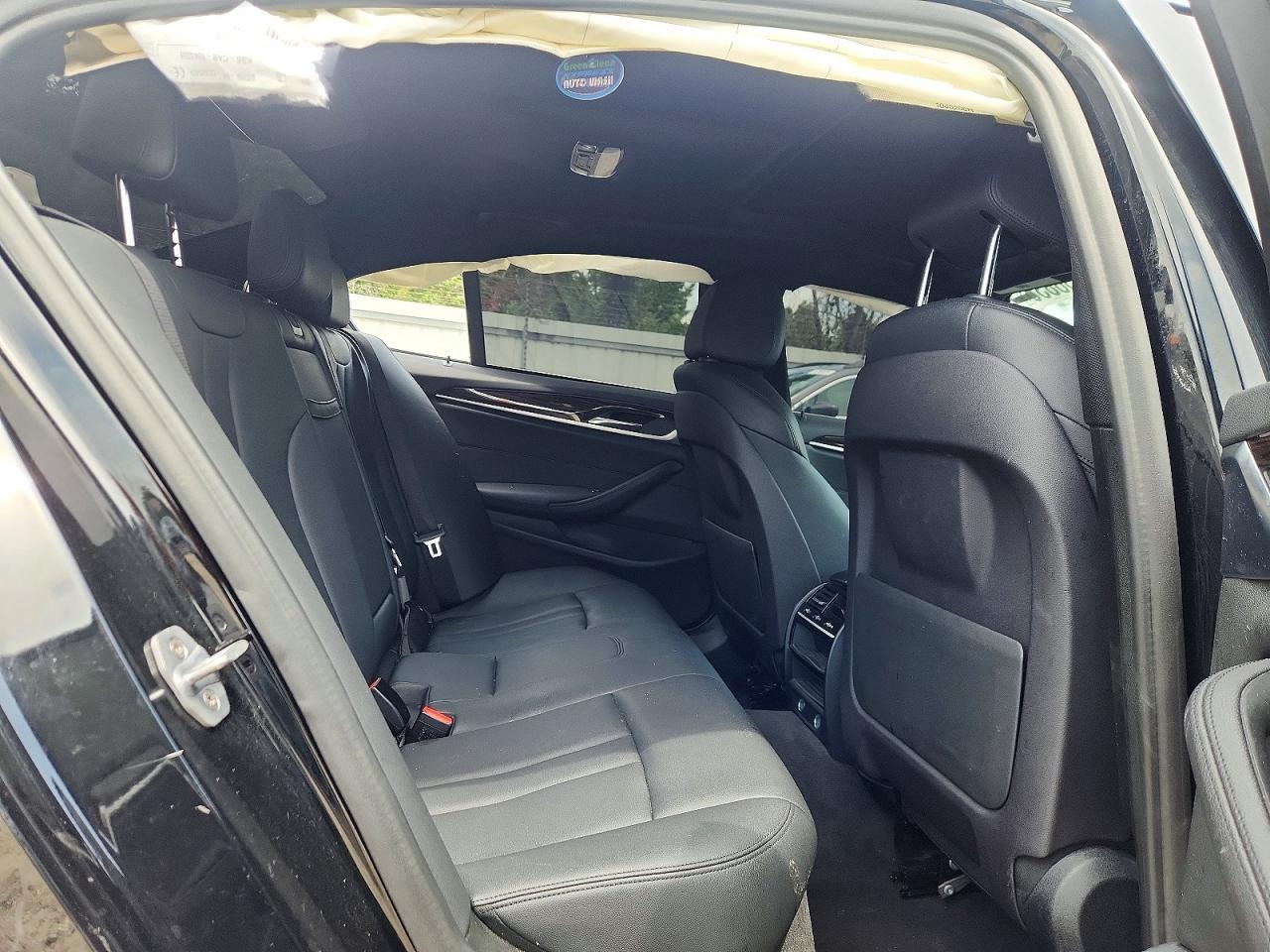 2018 BMW Seria 5 530i - zdjęcie 10