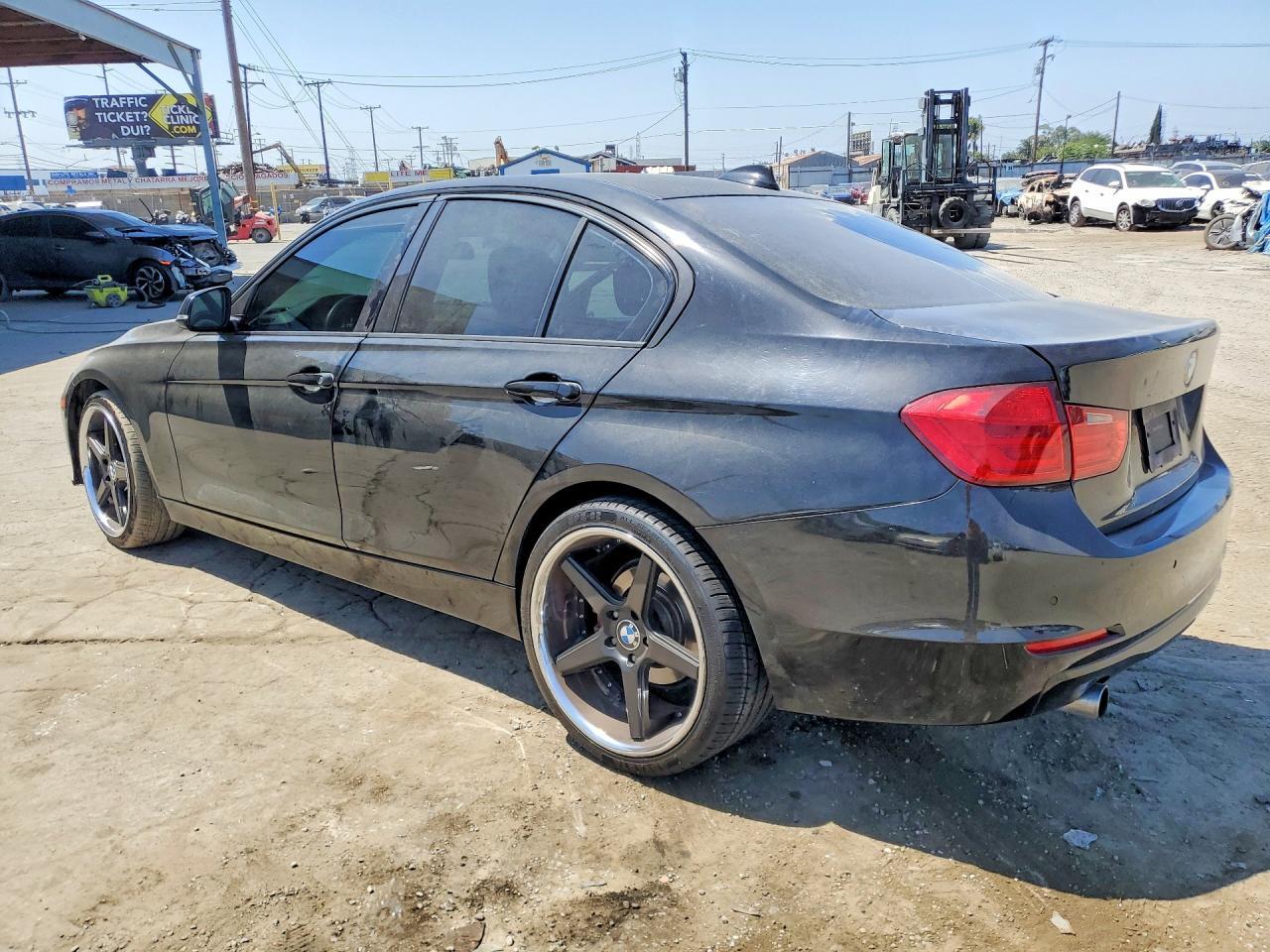 BMW Seria 3 - zdjęcie 2