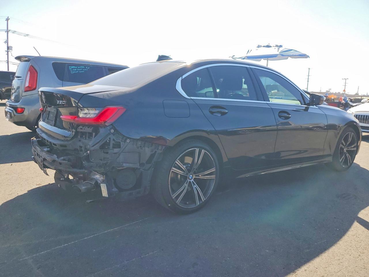 2019 BMW 330I - zdjęcie 3