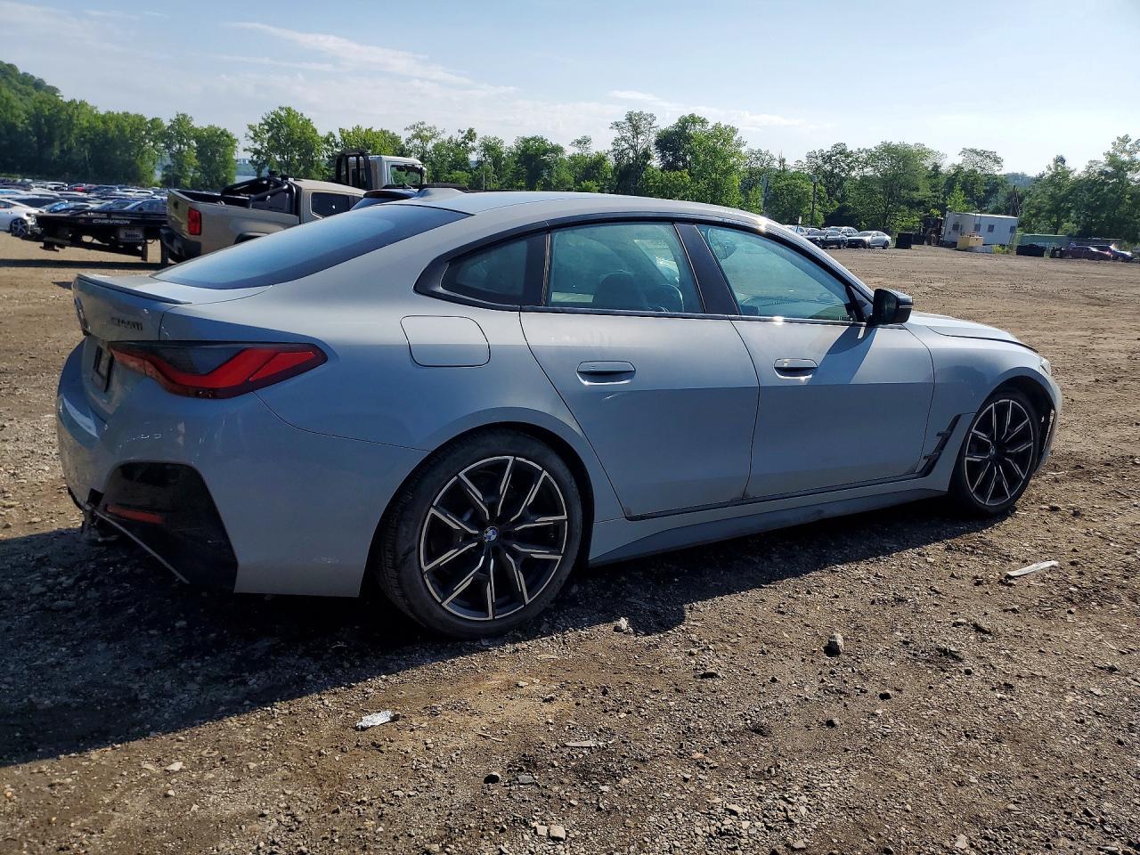 2022 BMW Seria 4 M440i - zdjęcie 3