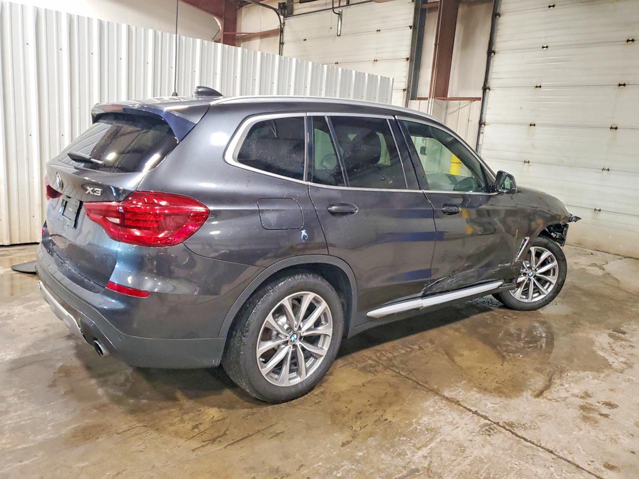 2018 BMW X3 xDrive30I - zdjęcie 3