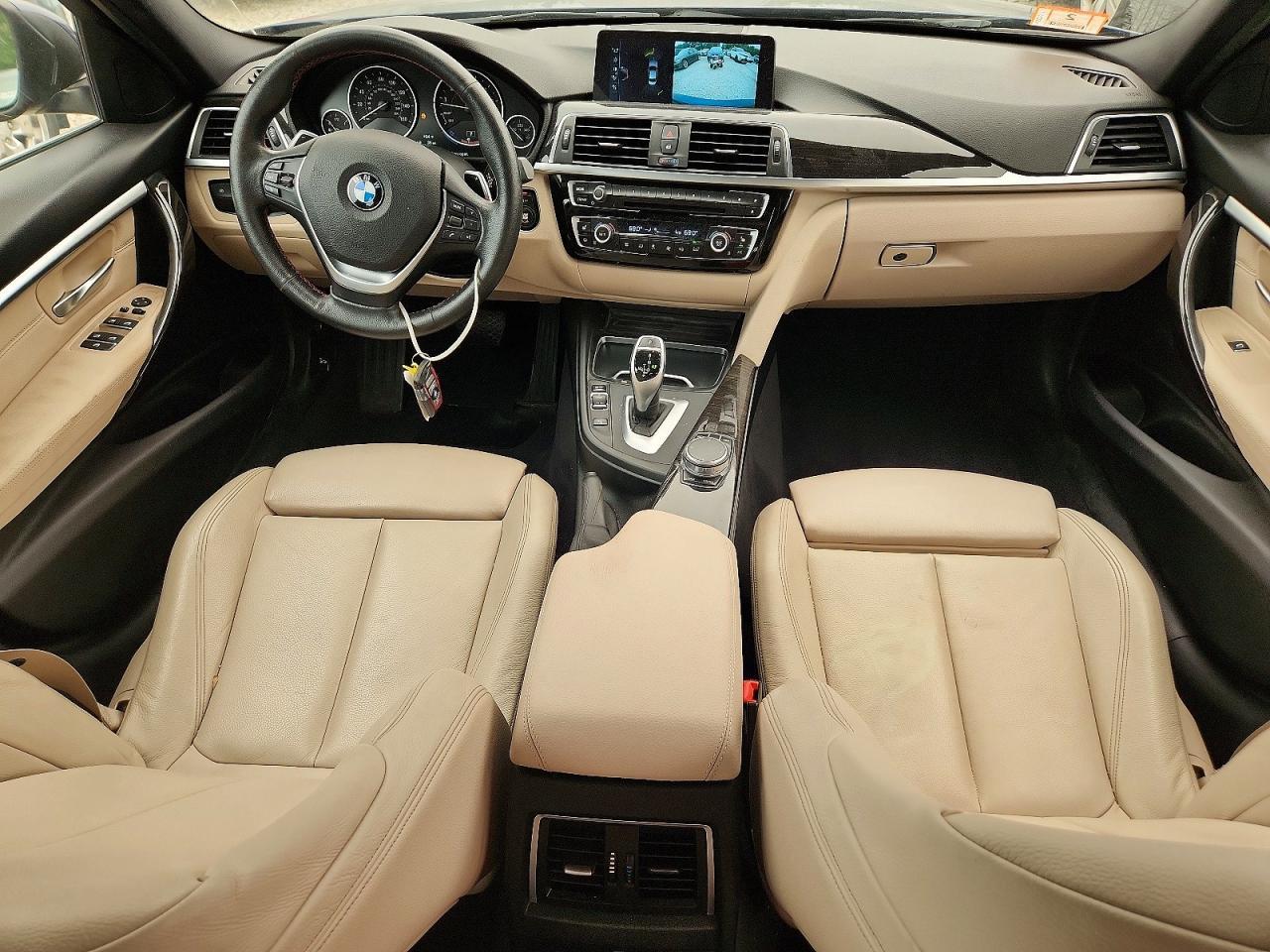 2017 BMW Seria 3 330i - zdjęcie 8