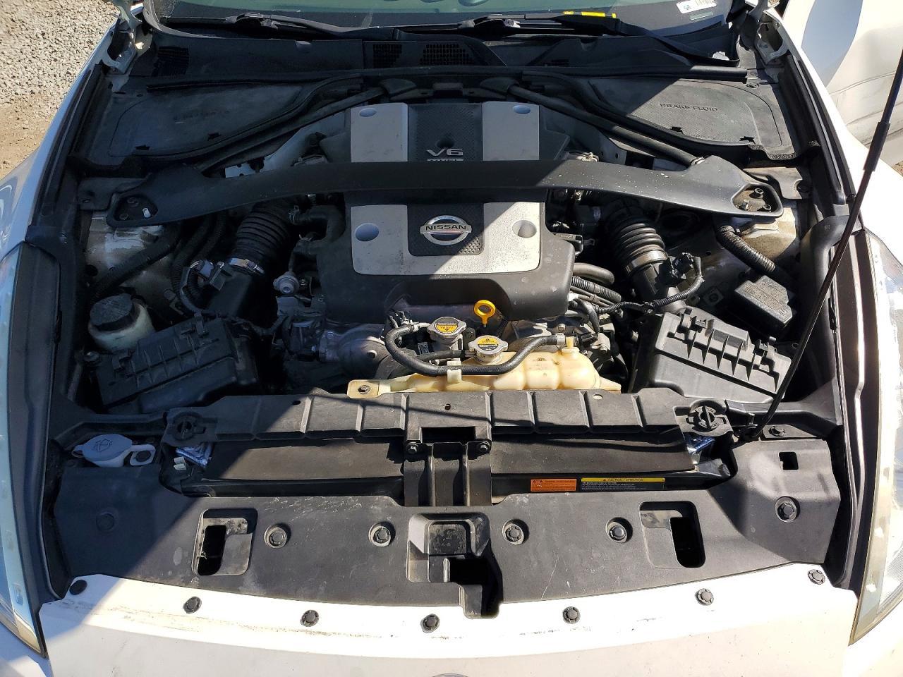 2017 Nissan 370Z Base - zdjęcie 11