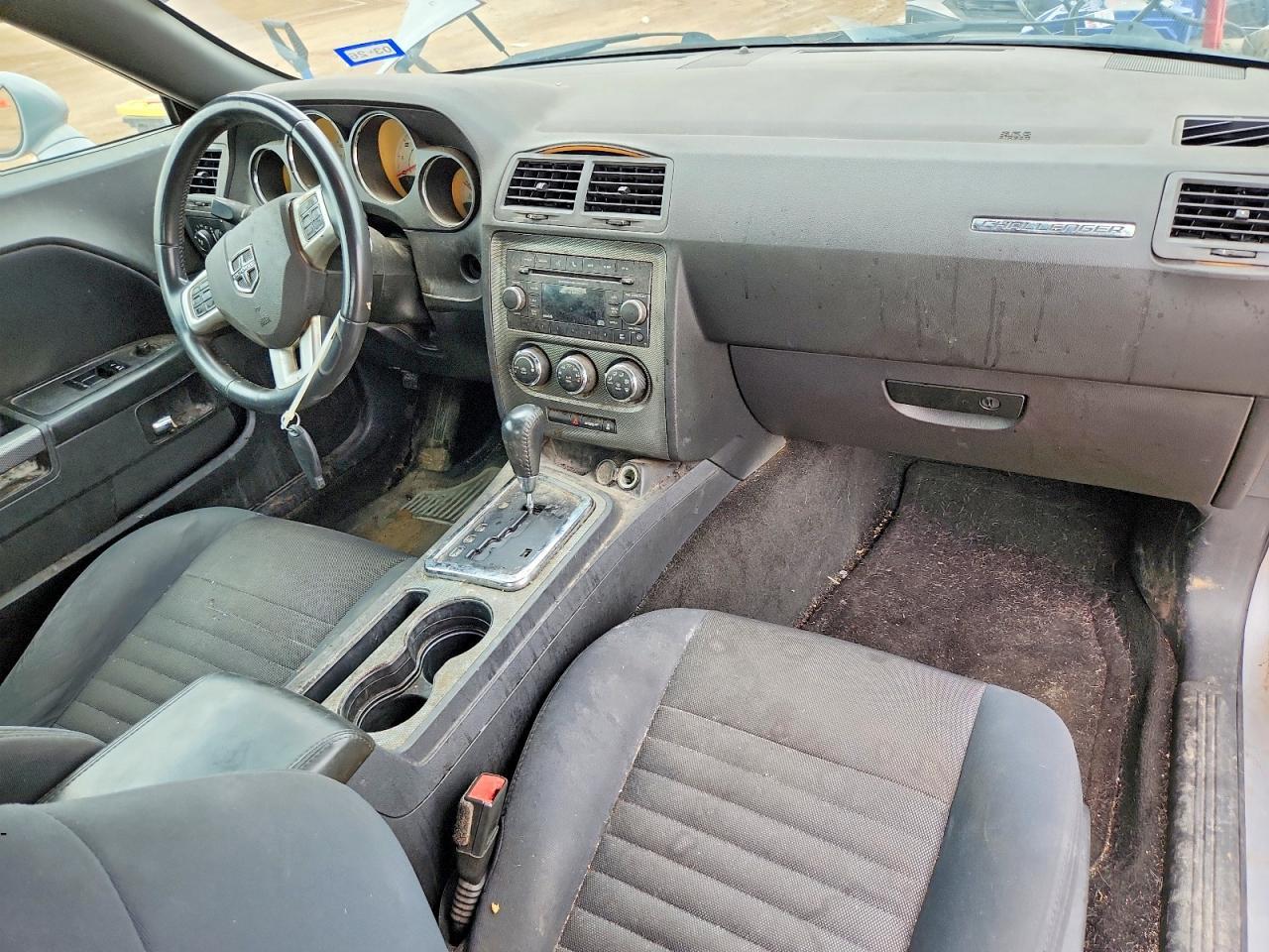 2013 Dodge Challenger R/T - zdjęcie 8
