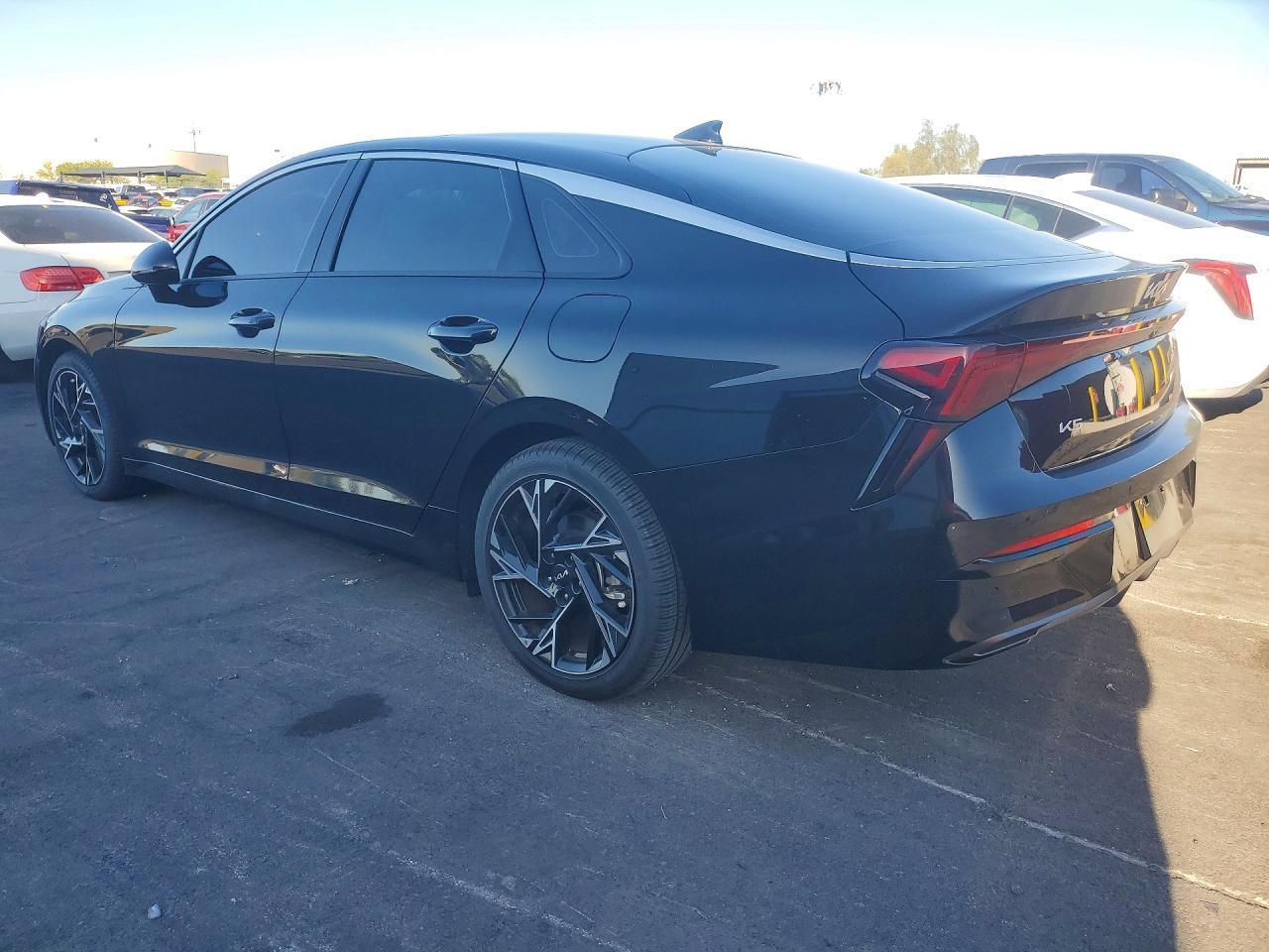 2025 Kia K5 Gt Line - zdjęcie 2