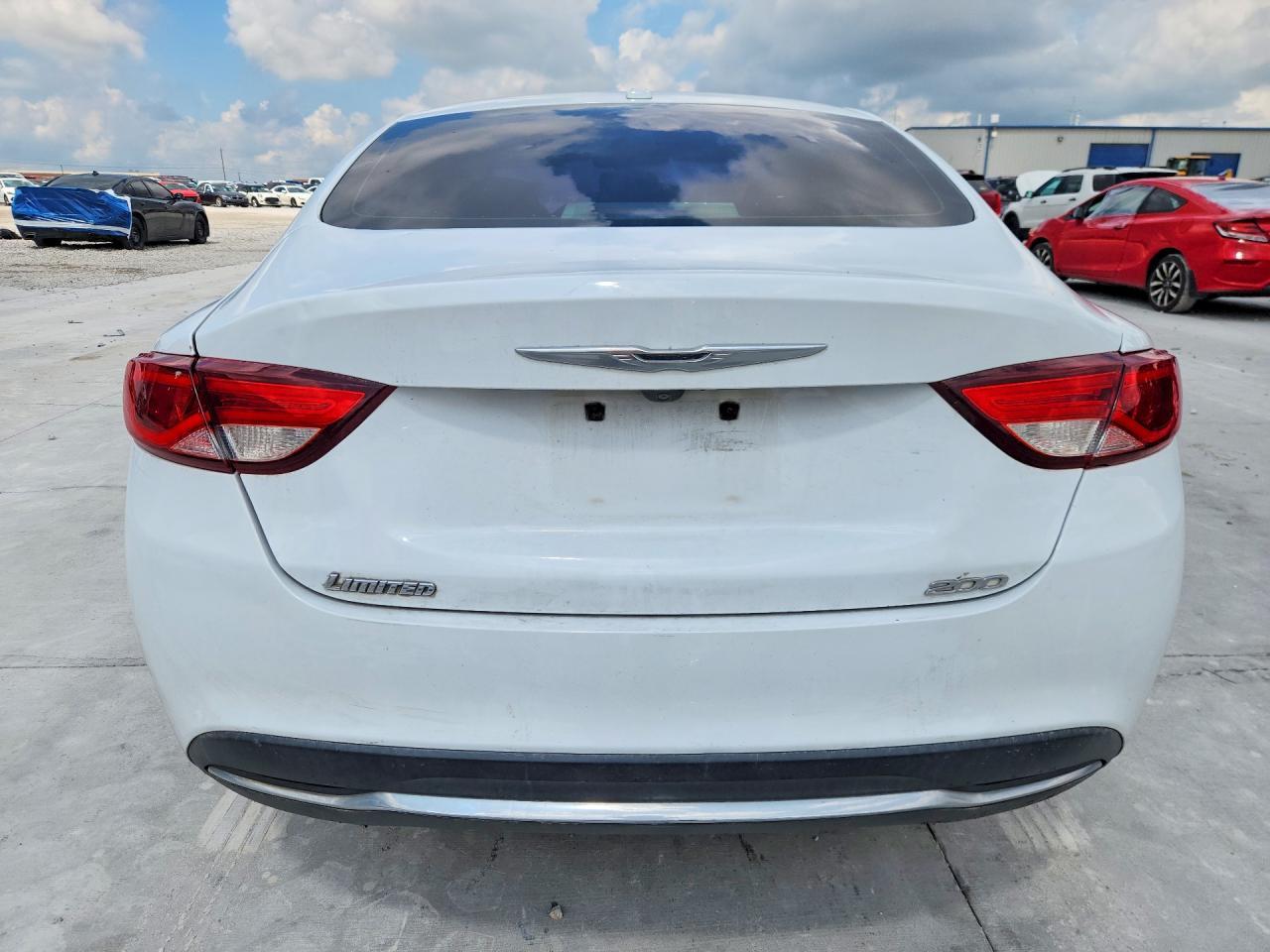 2015 Chrysler 200 Limited - zdjęcie 6
