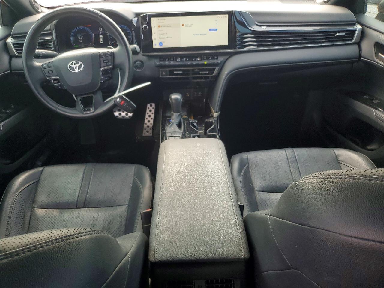 2025 Toyota Camry Xse - zdjęcie 8