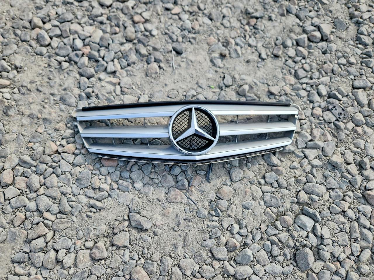 2013 Mercedes-Benz C 250 - zdjęcie 12