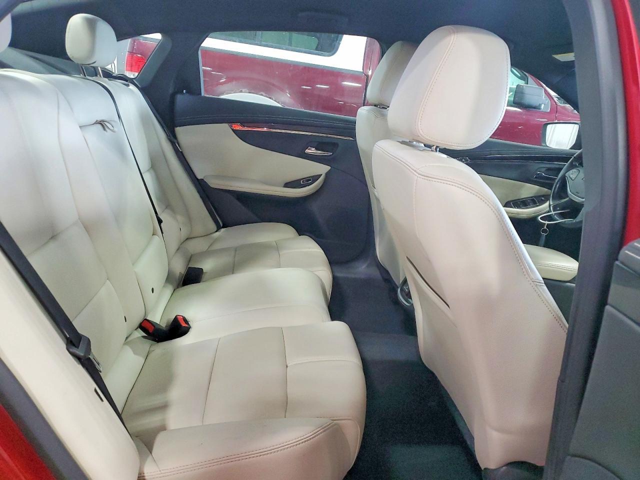 2018 Chevrolet Impala Lt - zdjęcie 10