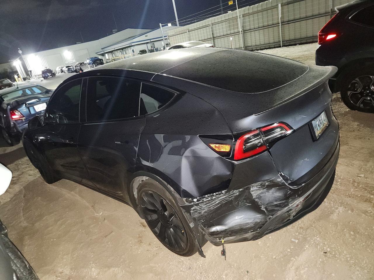2022 Tesla Model Y - zdjęcie 2