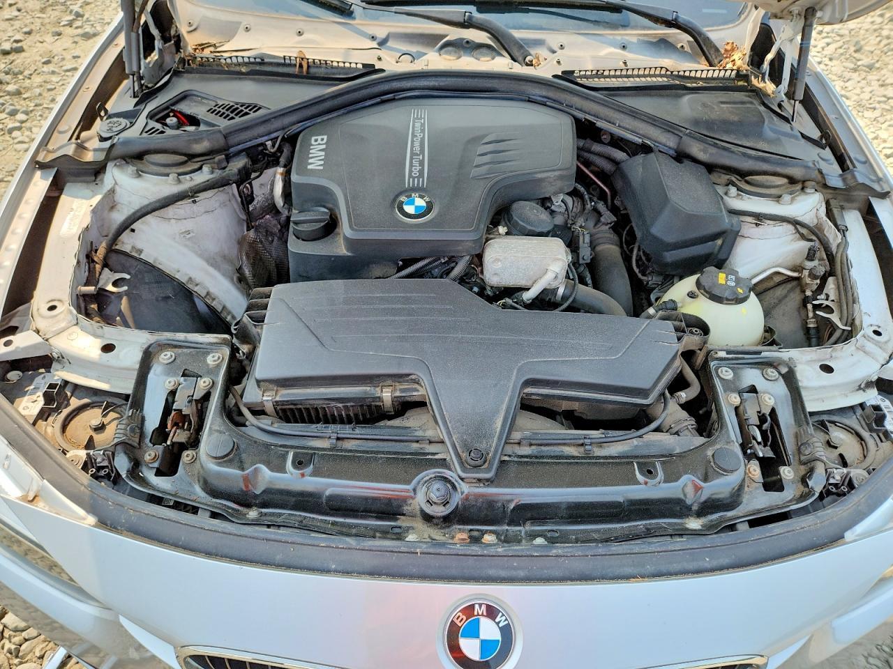 2016 BMW Seria 3 320i - zdjęcie 11