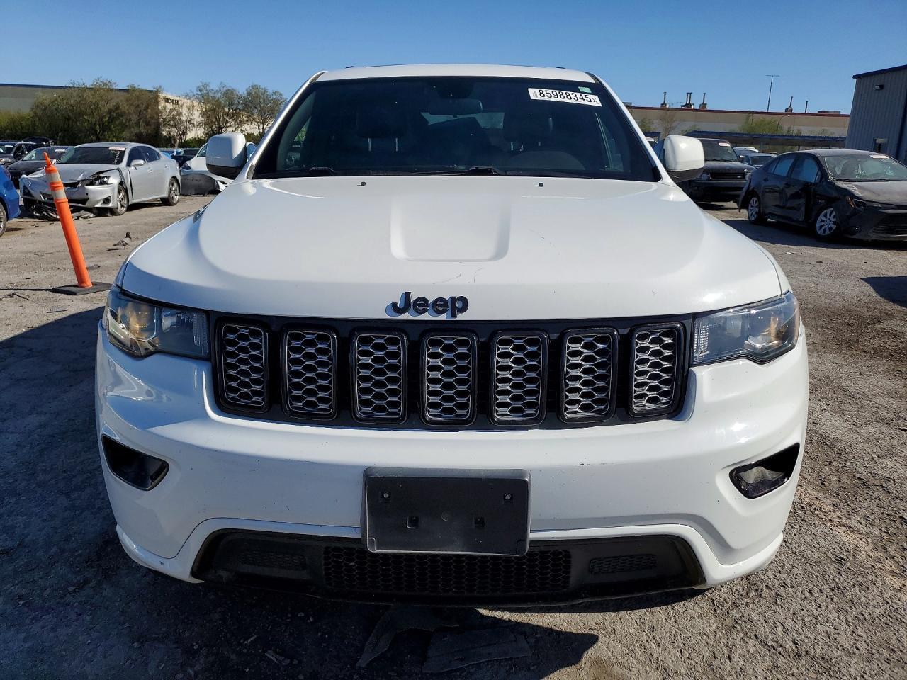 2021 Jeep Grand Cherokee Laredo - zdjęcie 5