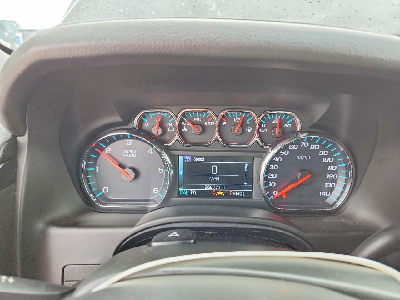 2019 Chevrolet Suburban K1500 Lt - zdjęcie 9