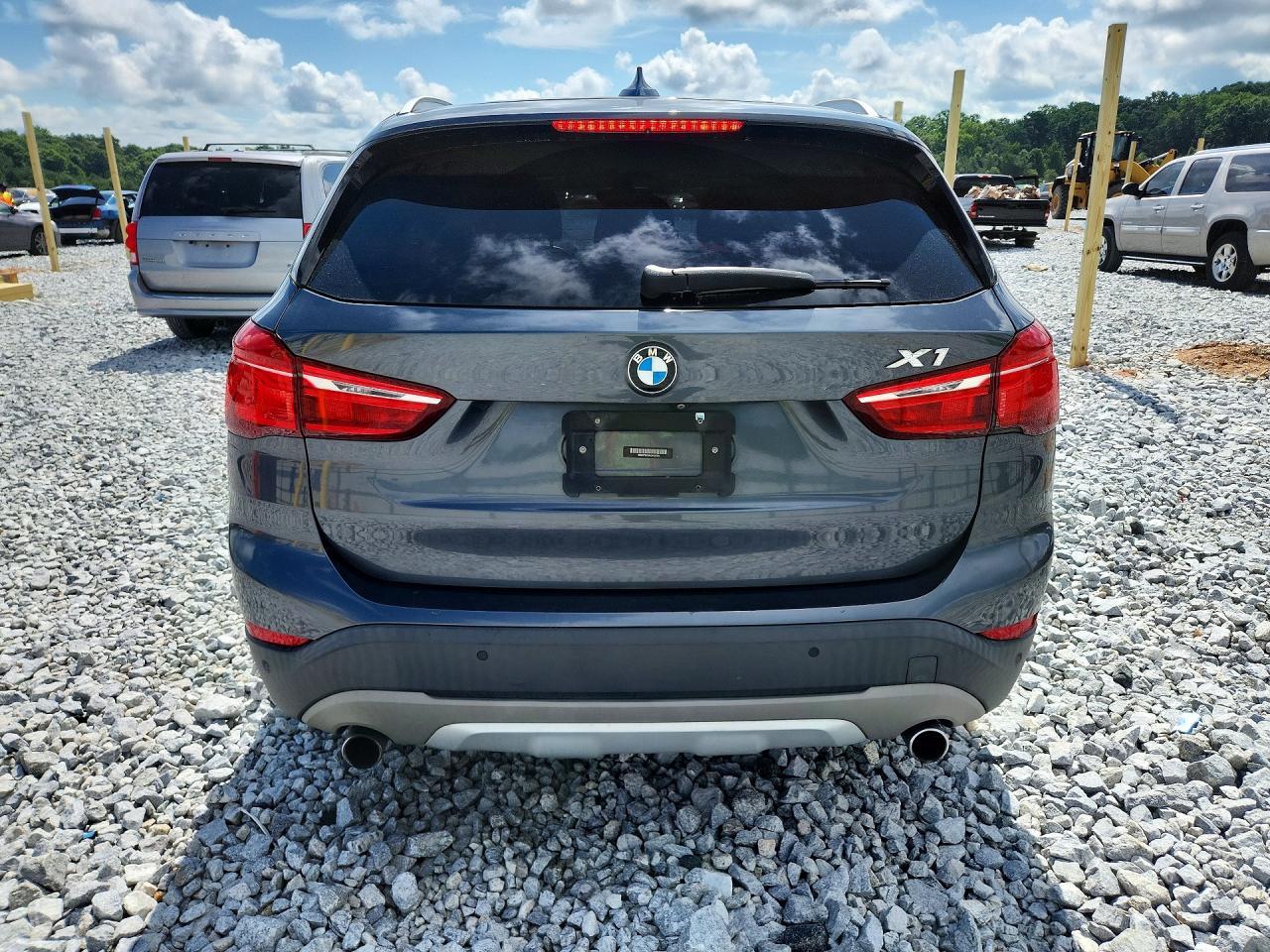 2016 BMW X1 xDrive28I - zdjęcie 6