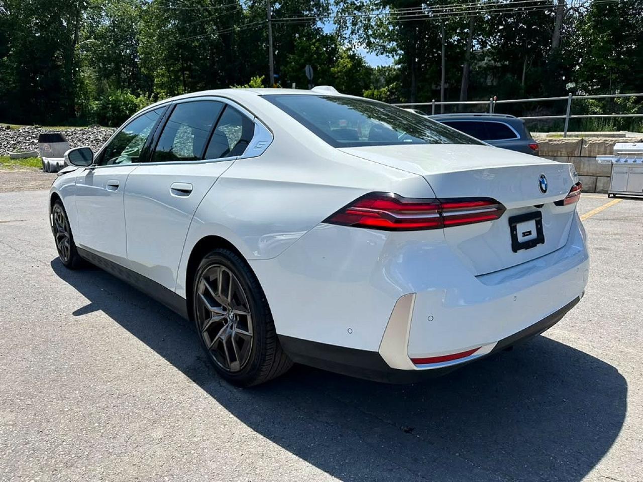 2026 BMW 530 I - zdjęcie 2